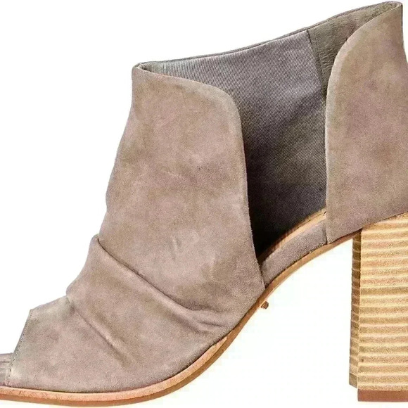 42 Gold Womens Loyalty Peep Toe Boot BRAND NEW - Picture 3 of 8